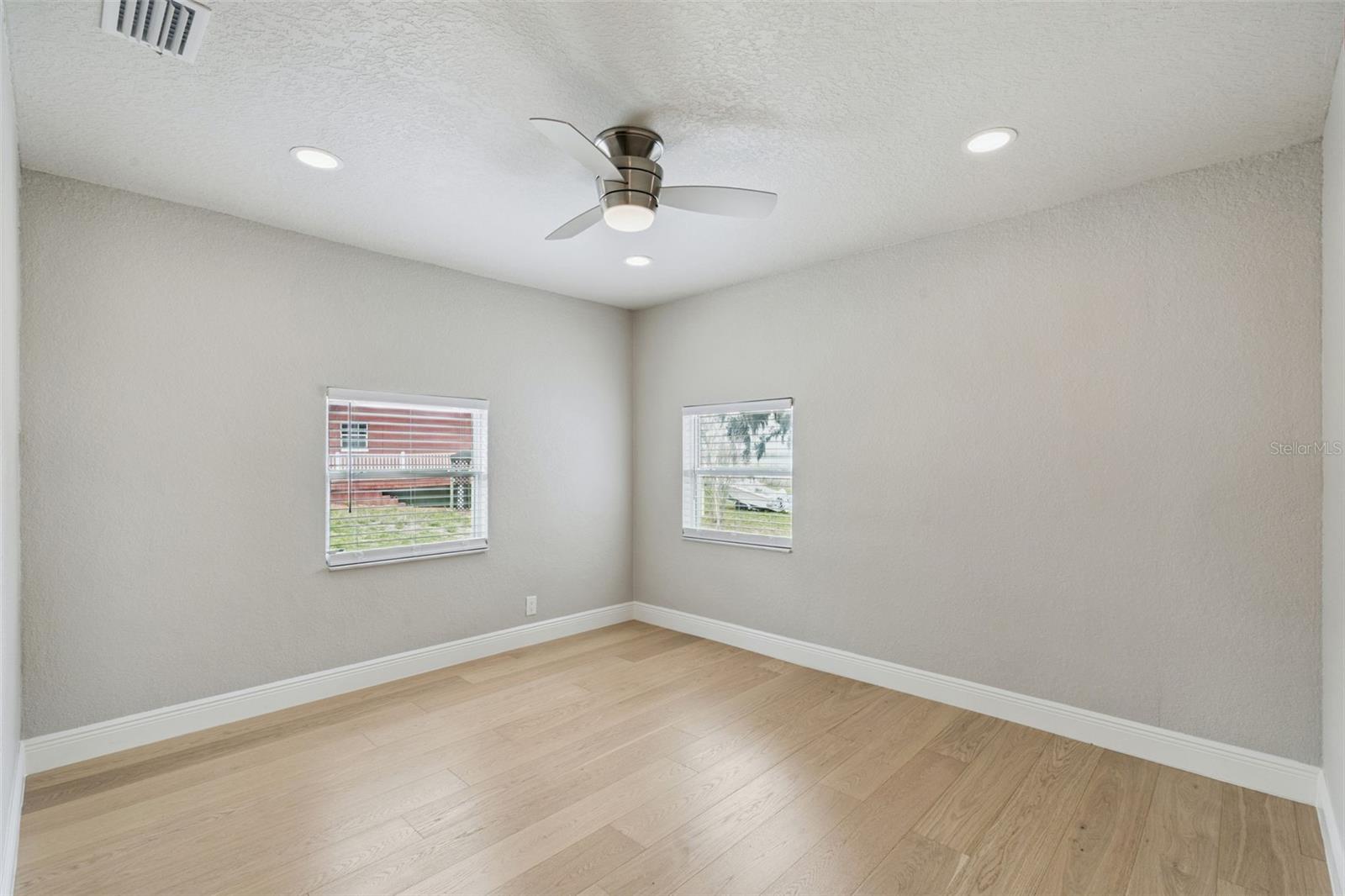 Image 34 of 62 For 2316 Griffin Drive