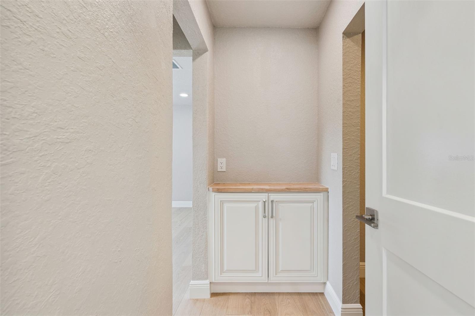 Image 40 of 62 For 2316 Griffin Drive