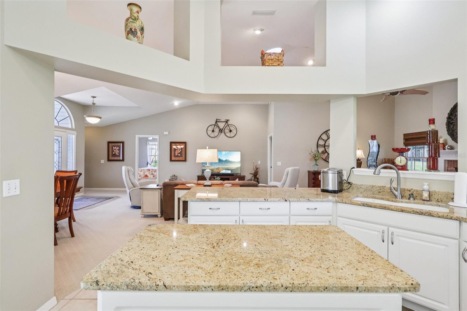 Image 11 of 56 For 587 Juniper Way