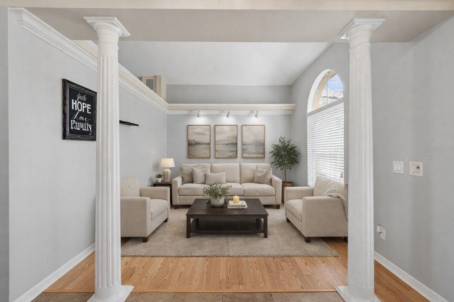 Image 10 of 82 For 16941 Magnolia Island Boulevard