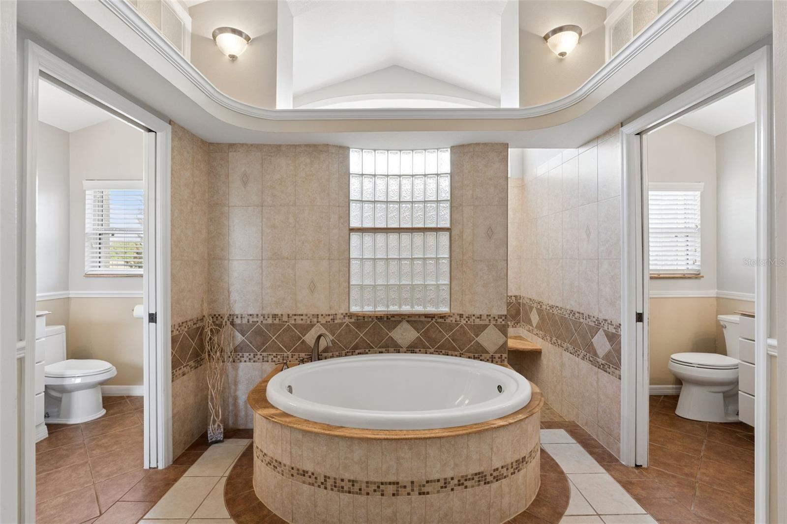 Image 25 of 82 For 16941 Magnolia Island Boulevard