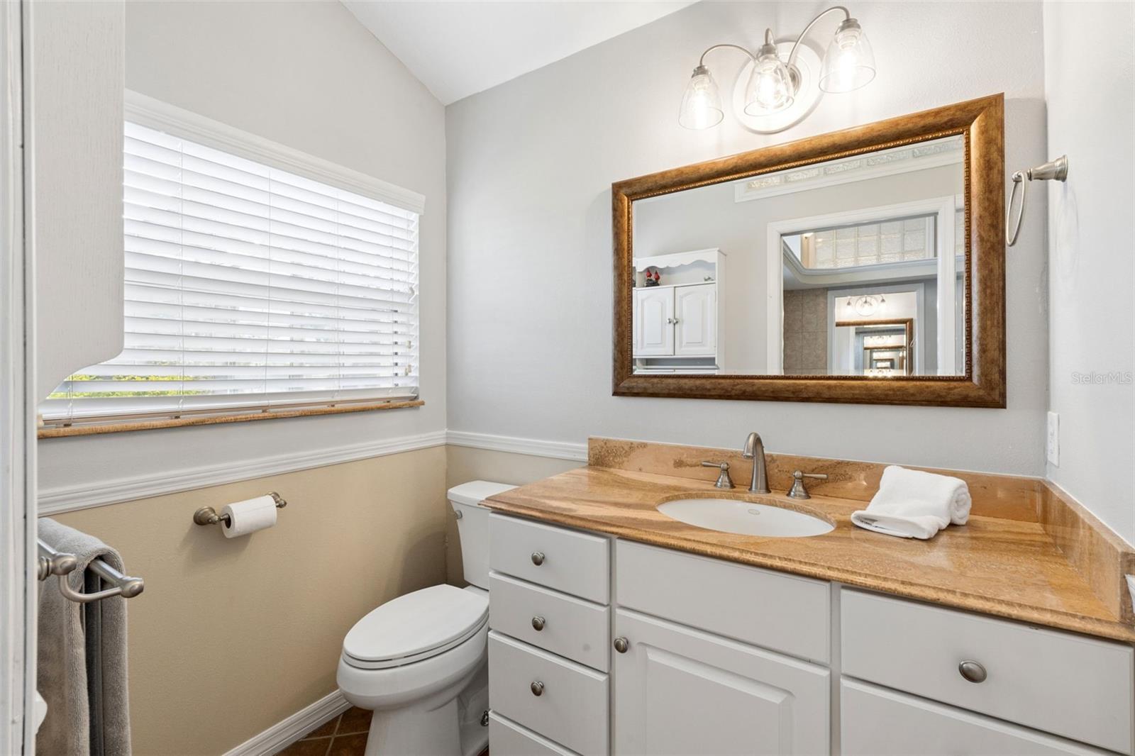 Image 27 of 82 For 16941 Magnolia Island Boulevard