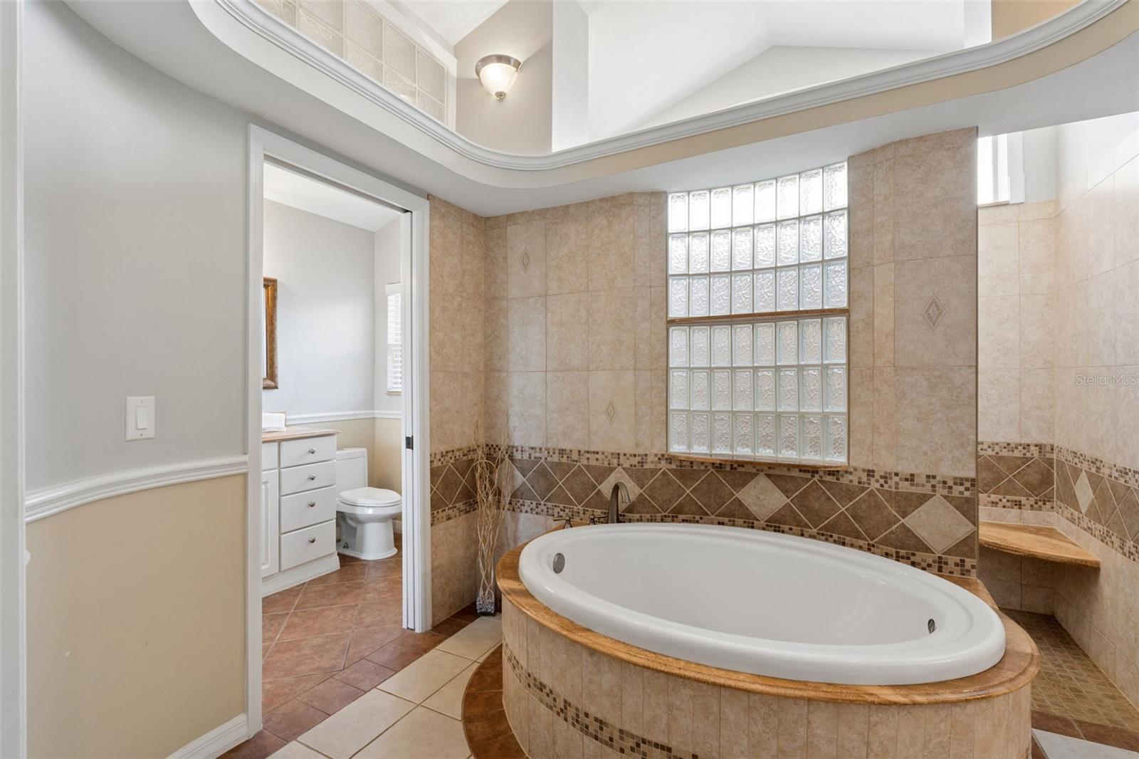 Image 28 of 82 For 16941 Magnolia Island Boulevard