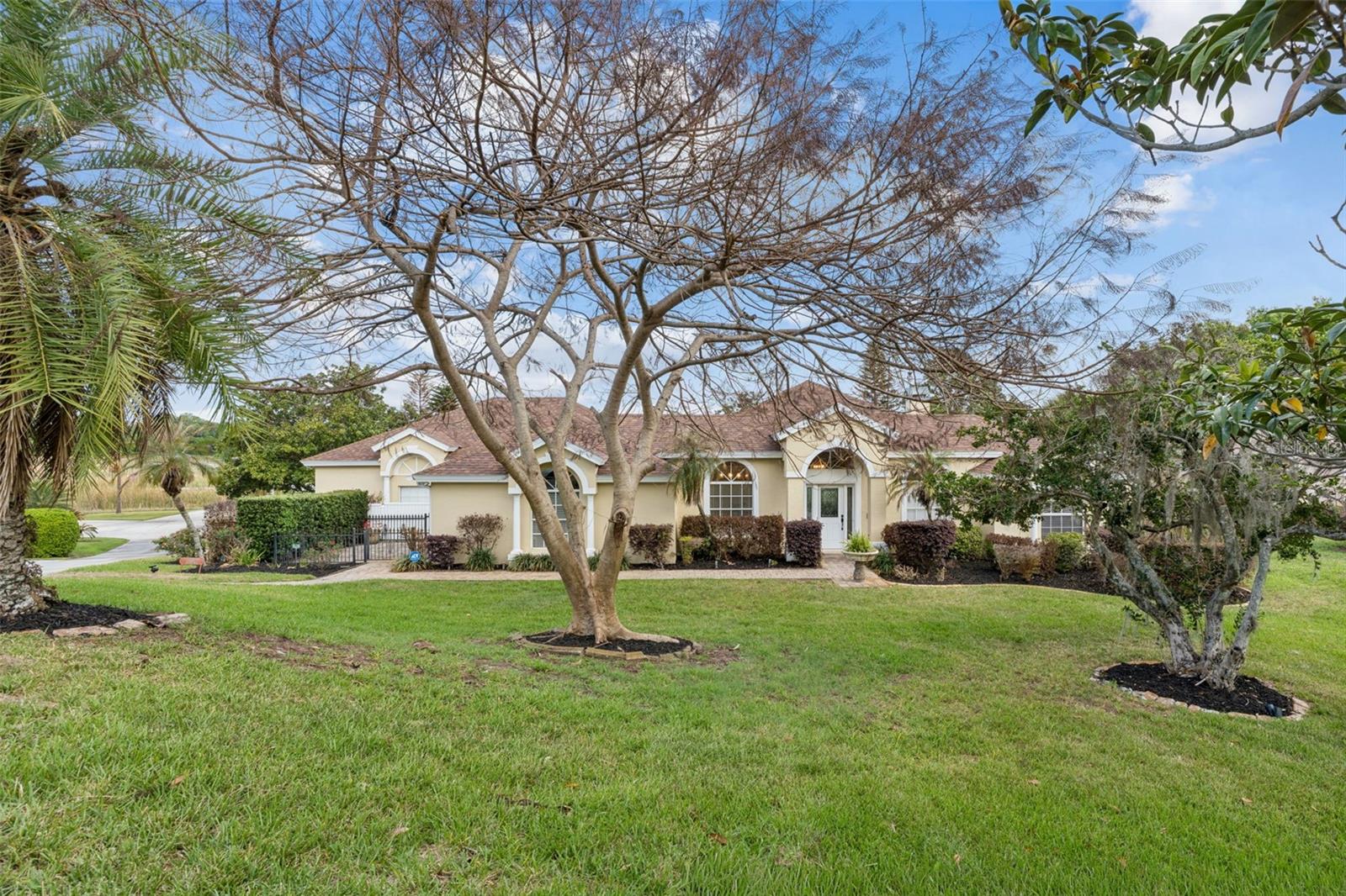 Image 72 of 82 For 16941 Magnolia Island Boulevard