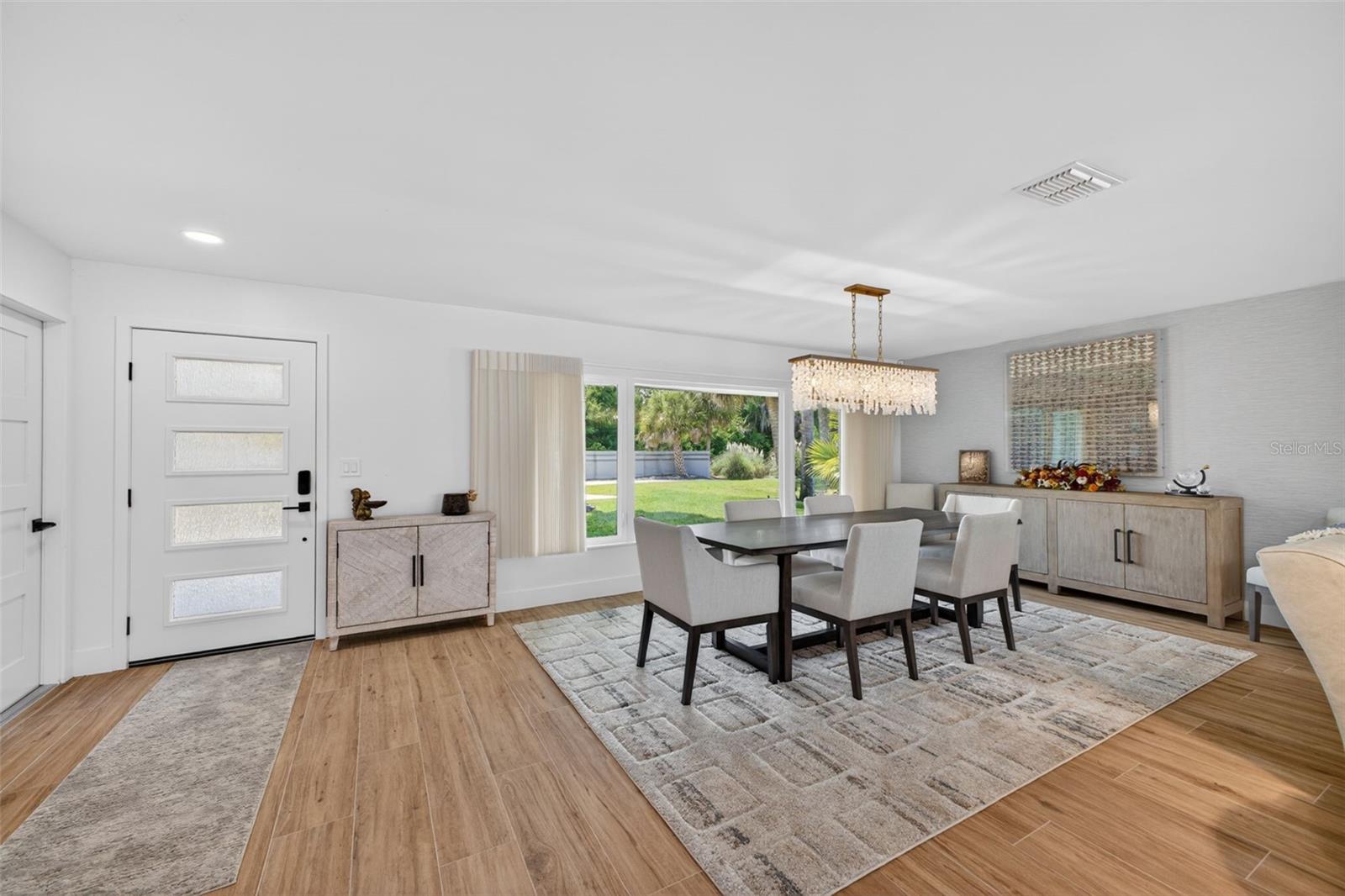 Image 18 of 80 For 28828 Beauclaire Drive