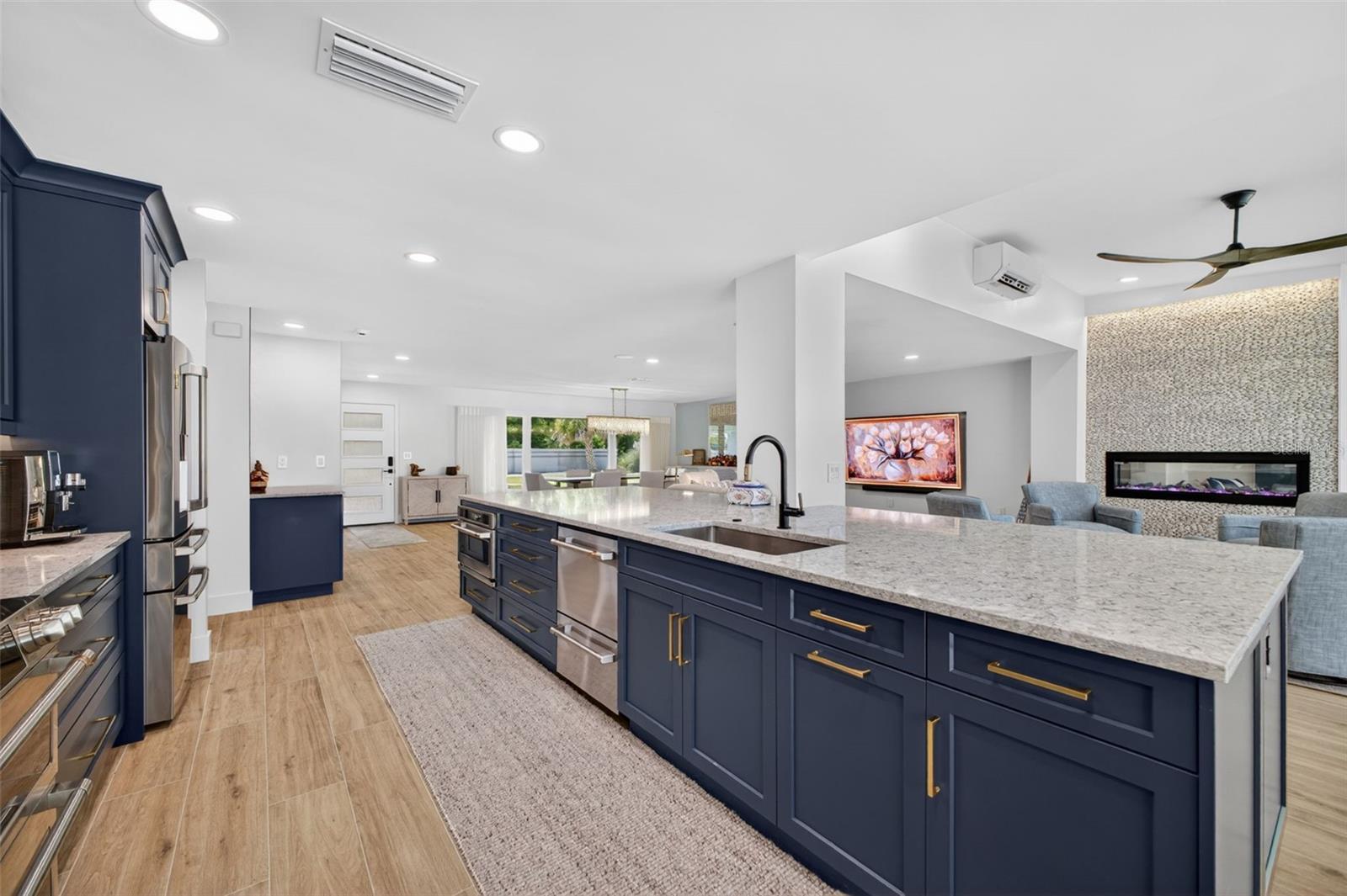 Image 22 of 80 For 28828 Beauclaire Drive