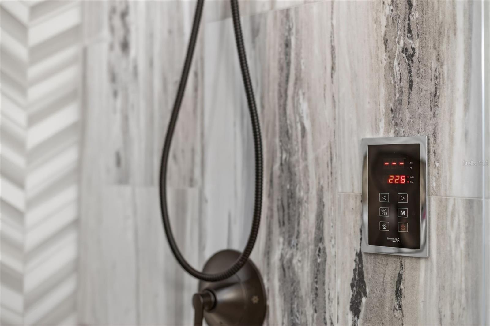 Image 36 of 80 For 28828 Beauclaire Drive