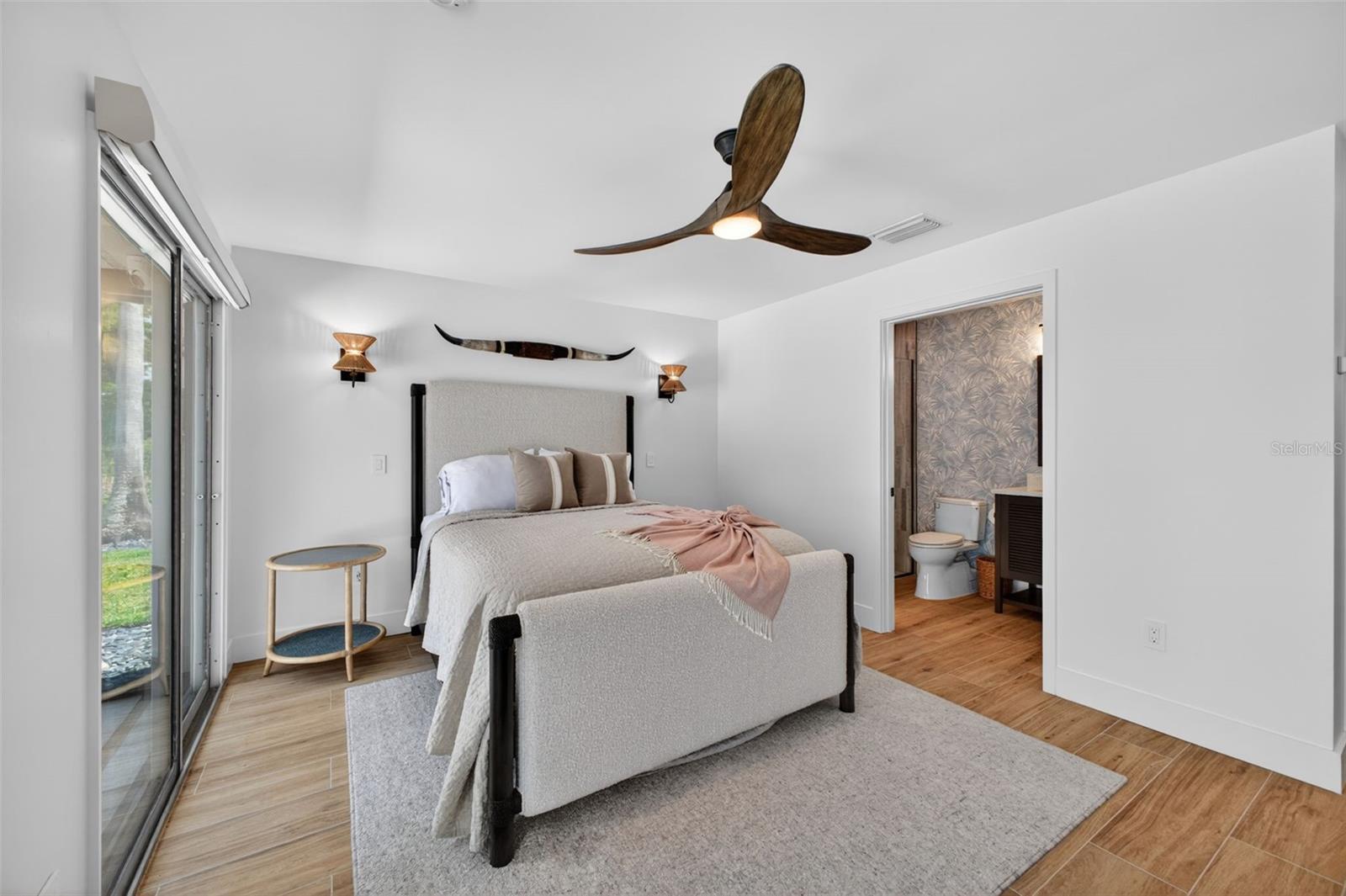 Image 40 of 80 For 28828 Beauclaire Drive