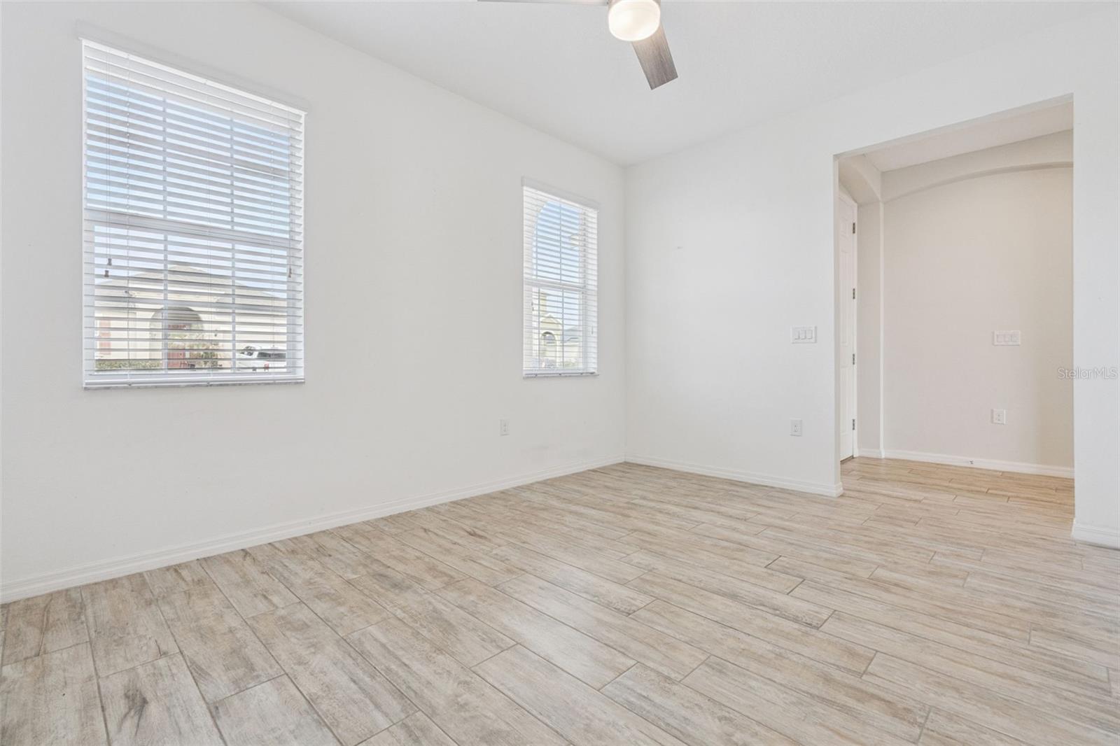 Image 26 of 64 For 603 Pescara Ave