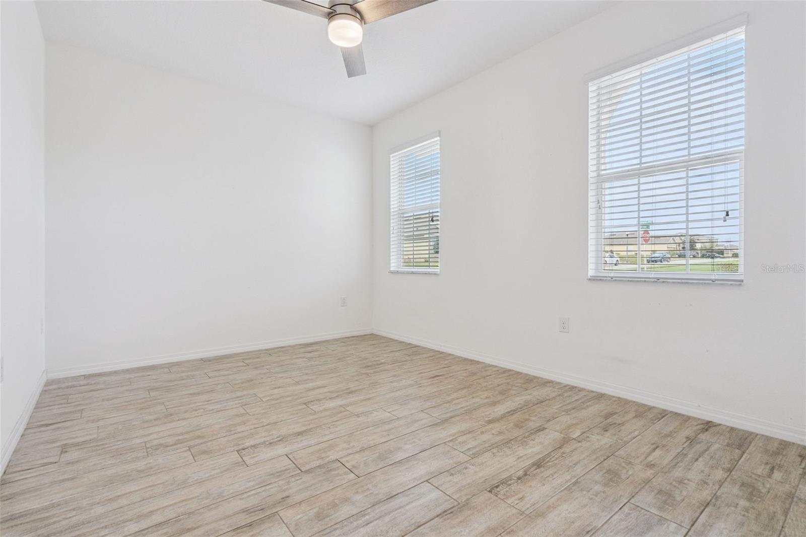 Image 27 of 64 For 603 Pescara Ave