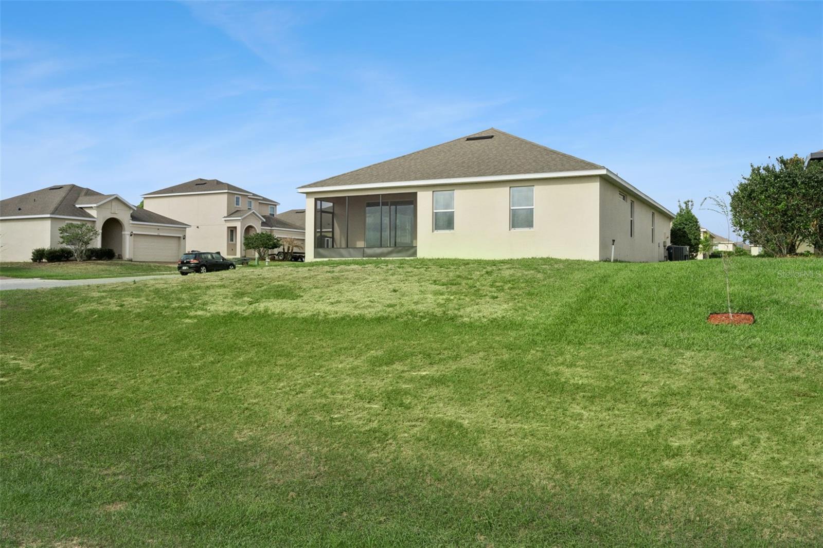 Image 44 of 64 For 603 Pescara Ave