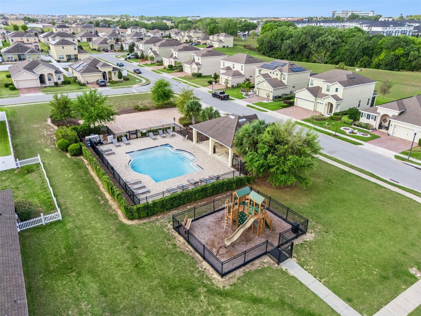 Image 56 of 64 For 603 Pescara Ave