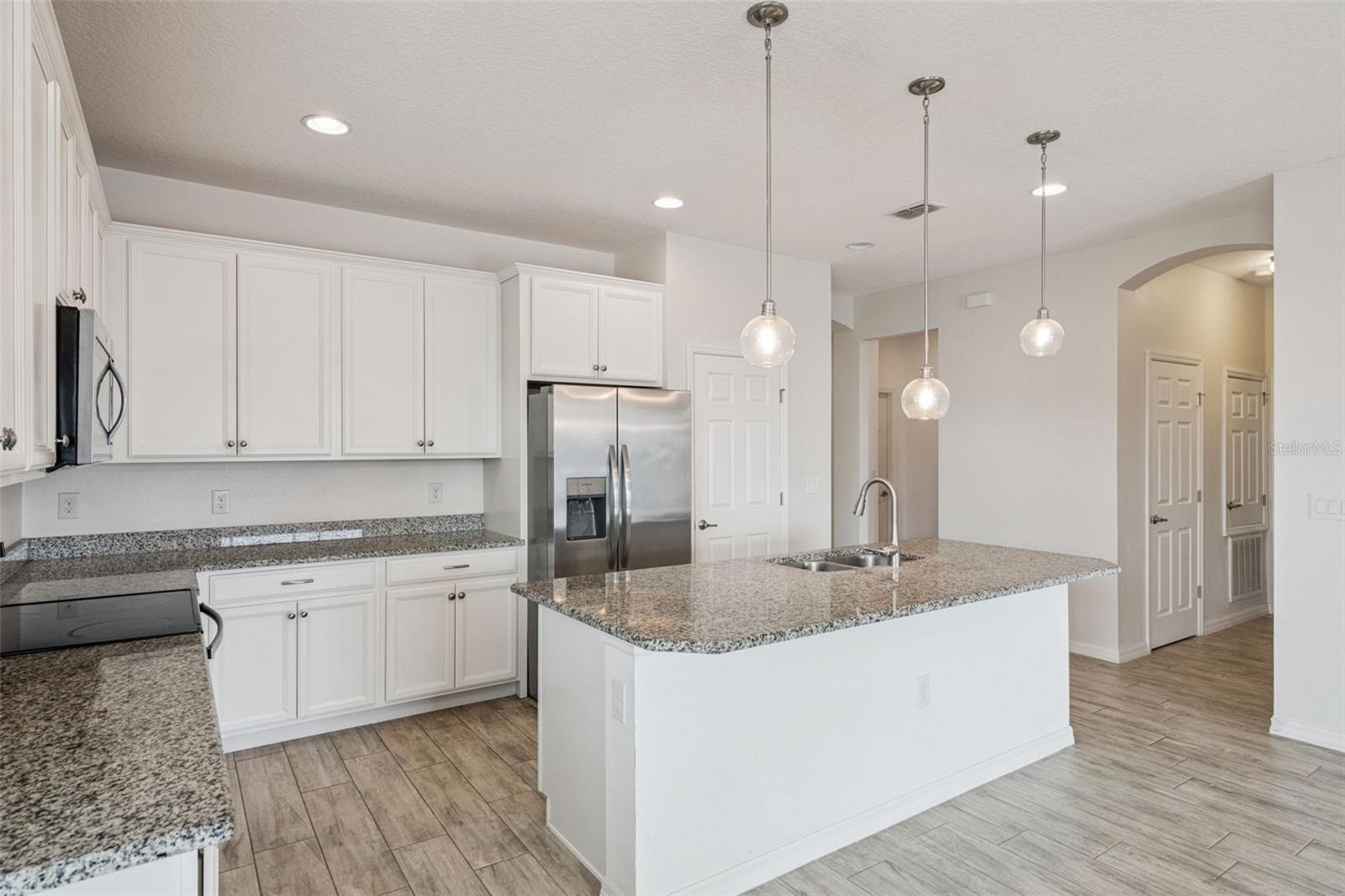 Image 7 of 64 For 603 Pescara Ave