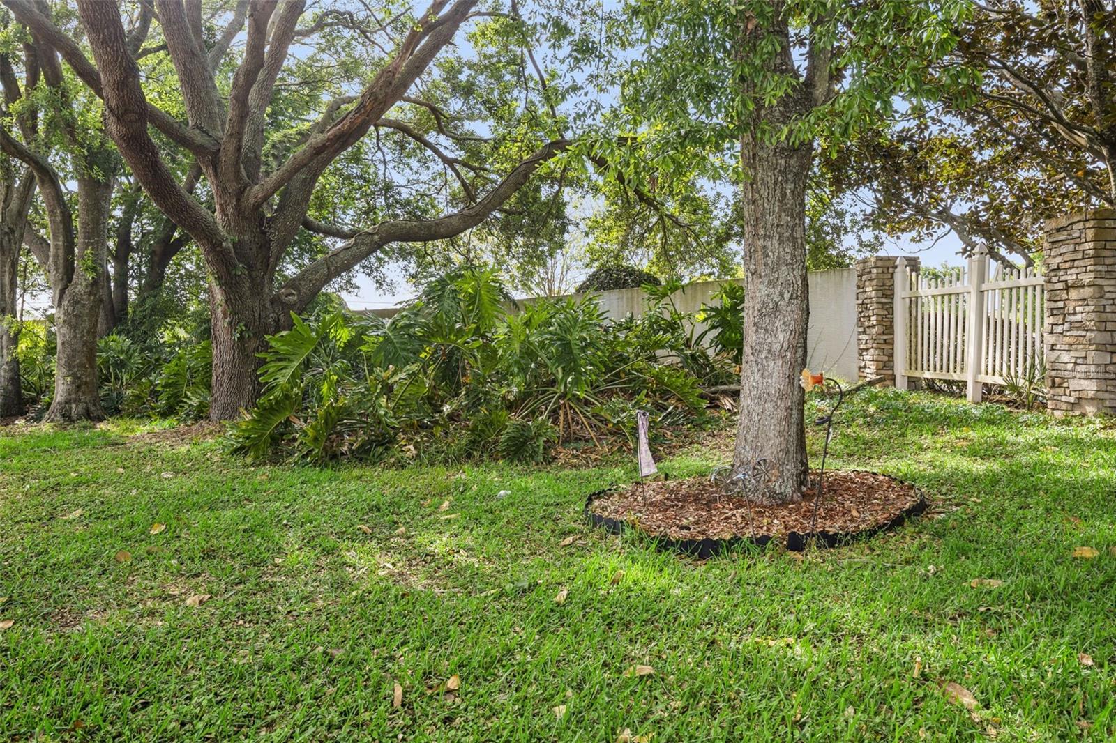 Image 31 of 46 For 6050 Sailboat Avenue