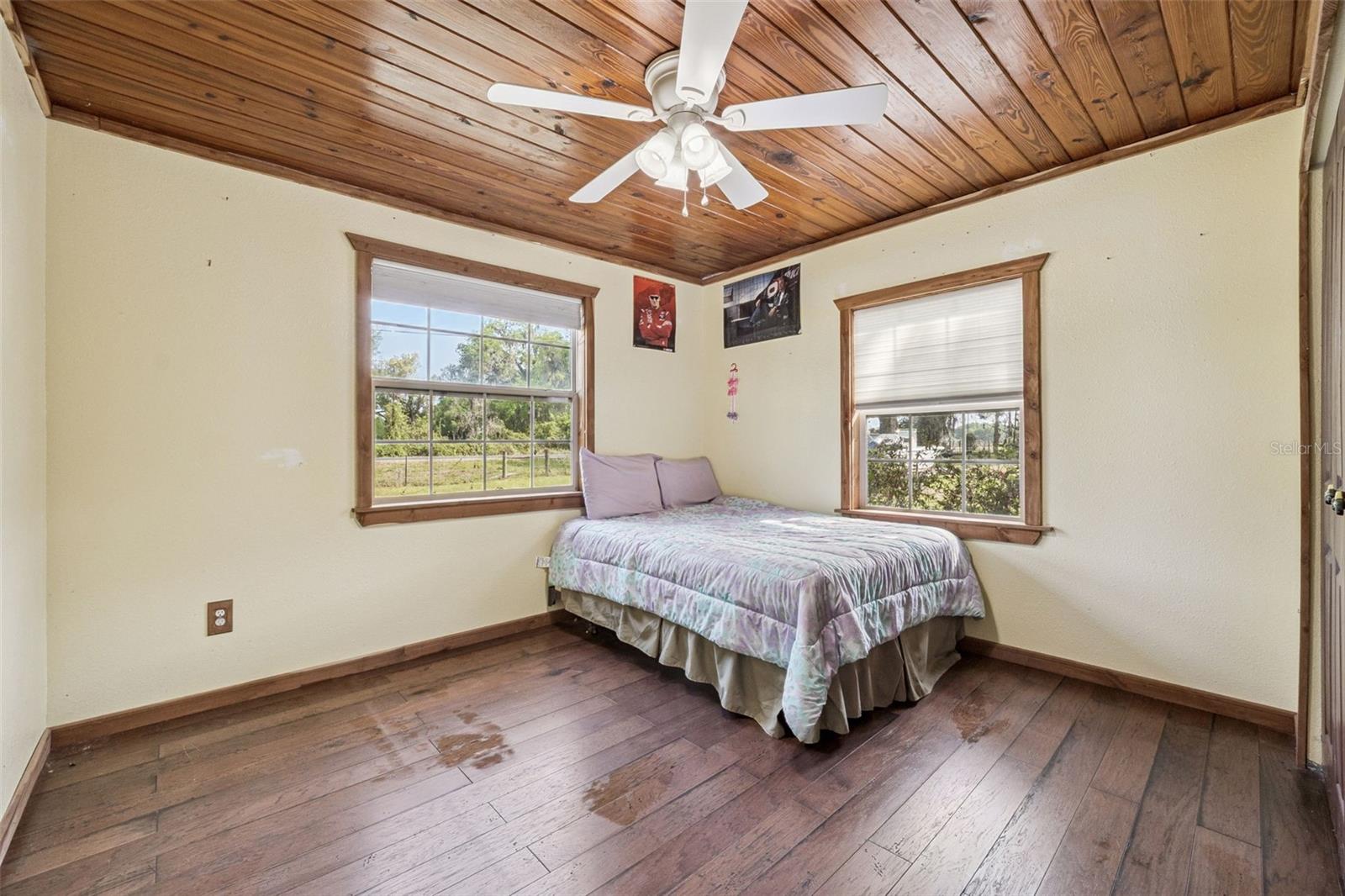 Image 17 of 38 For 2201 Sr 50  