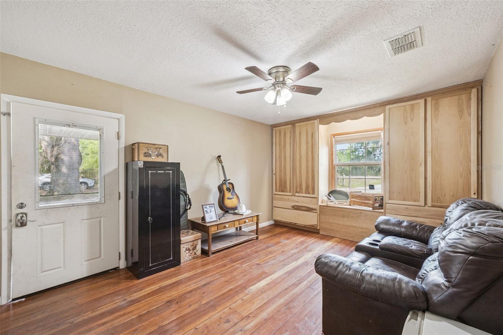 Image 18 of 38 For 2201 Sr 50  