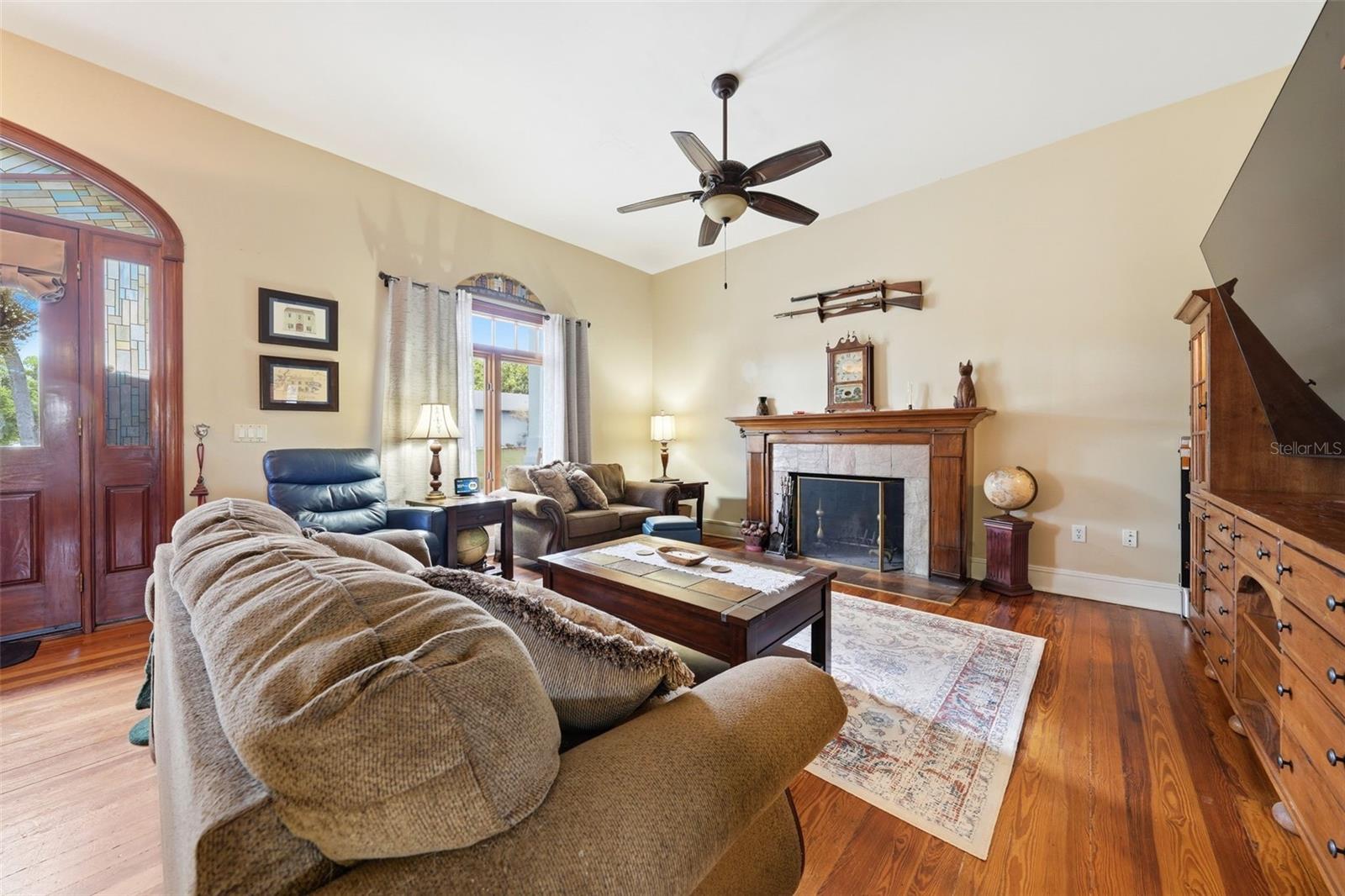 Image 49 of 82 For 835 Butch Cassidy Lane