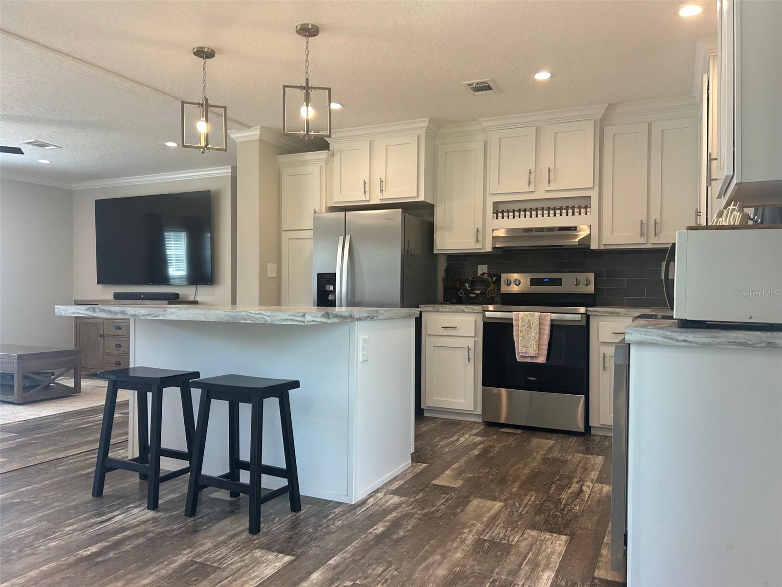 Image 3 of 29 For 4601 Oak Street