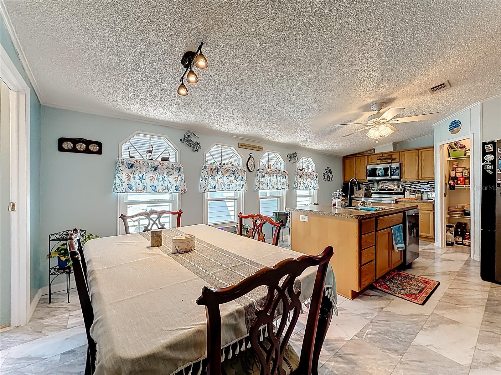 Image 12 of 38 For 2523 Karen Drive