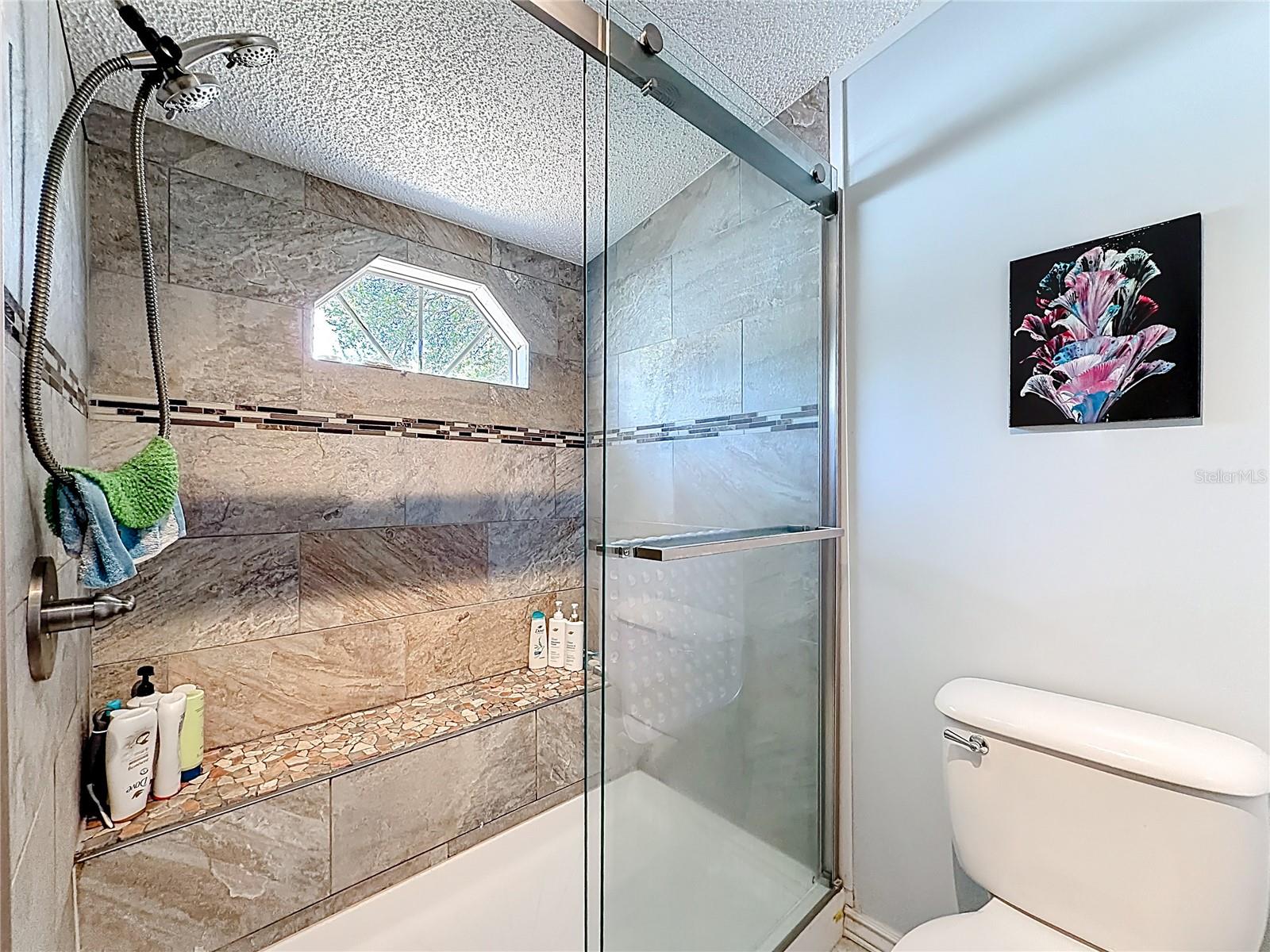 Image 23 of 38 For 2523 Karen Drive