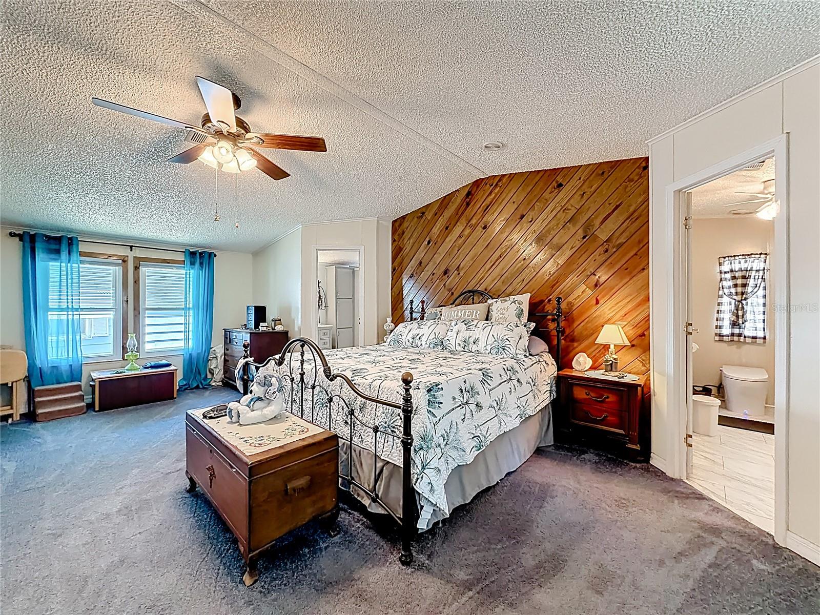 Image 26 of 38 For 2523 Karen Drive