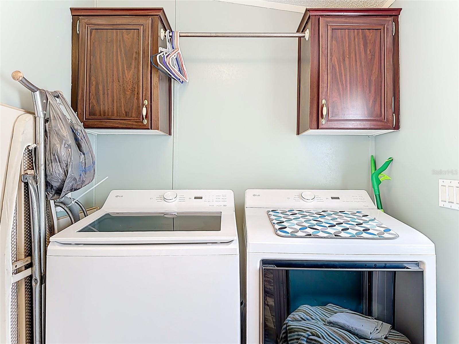 Image 29 of 38 For 2523 Karen Drive