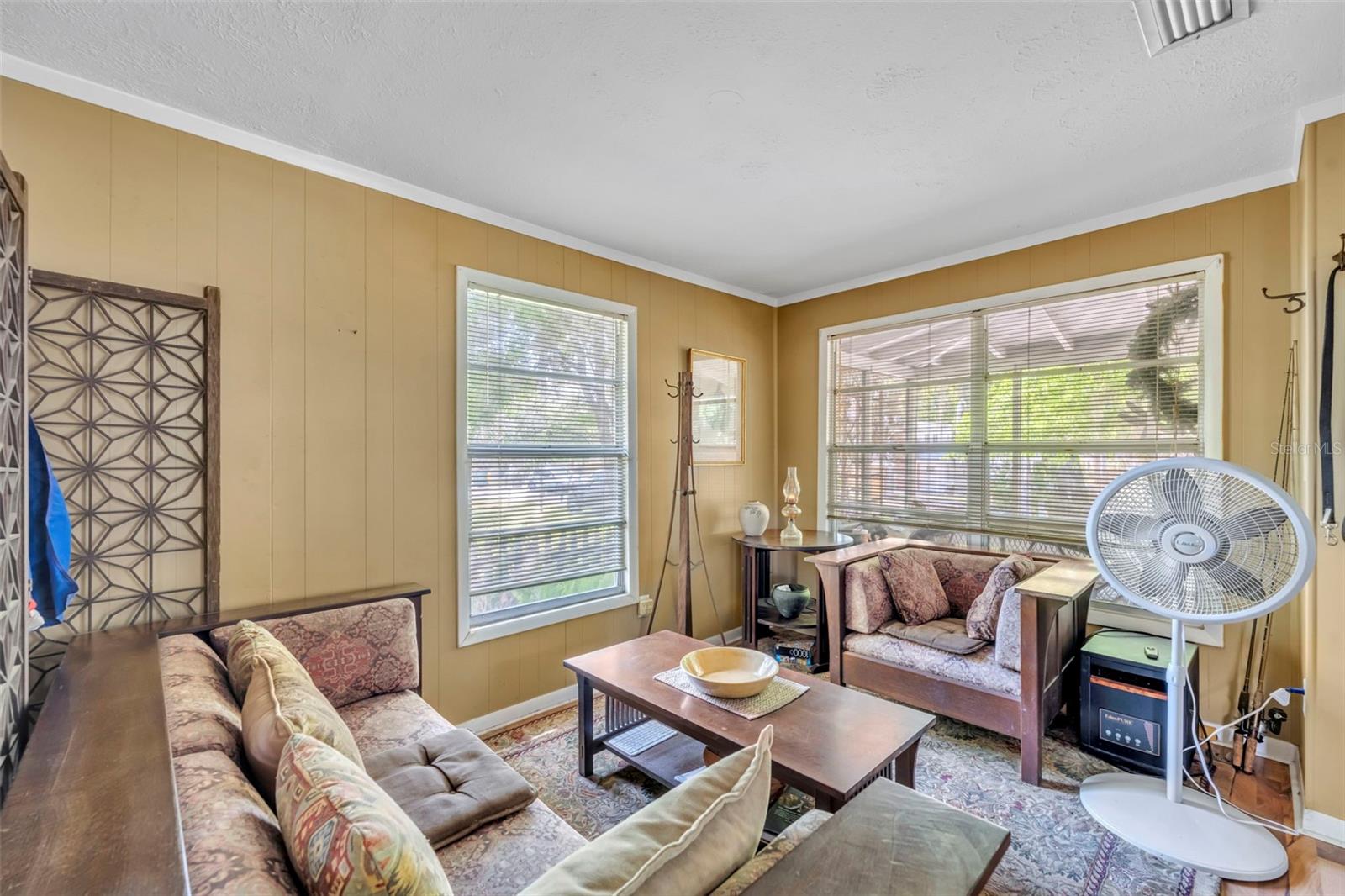 Image 11 of 53 For 140 Johns Street