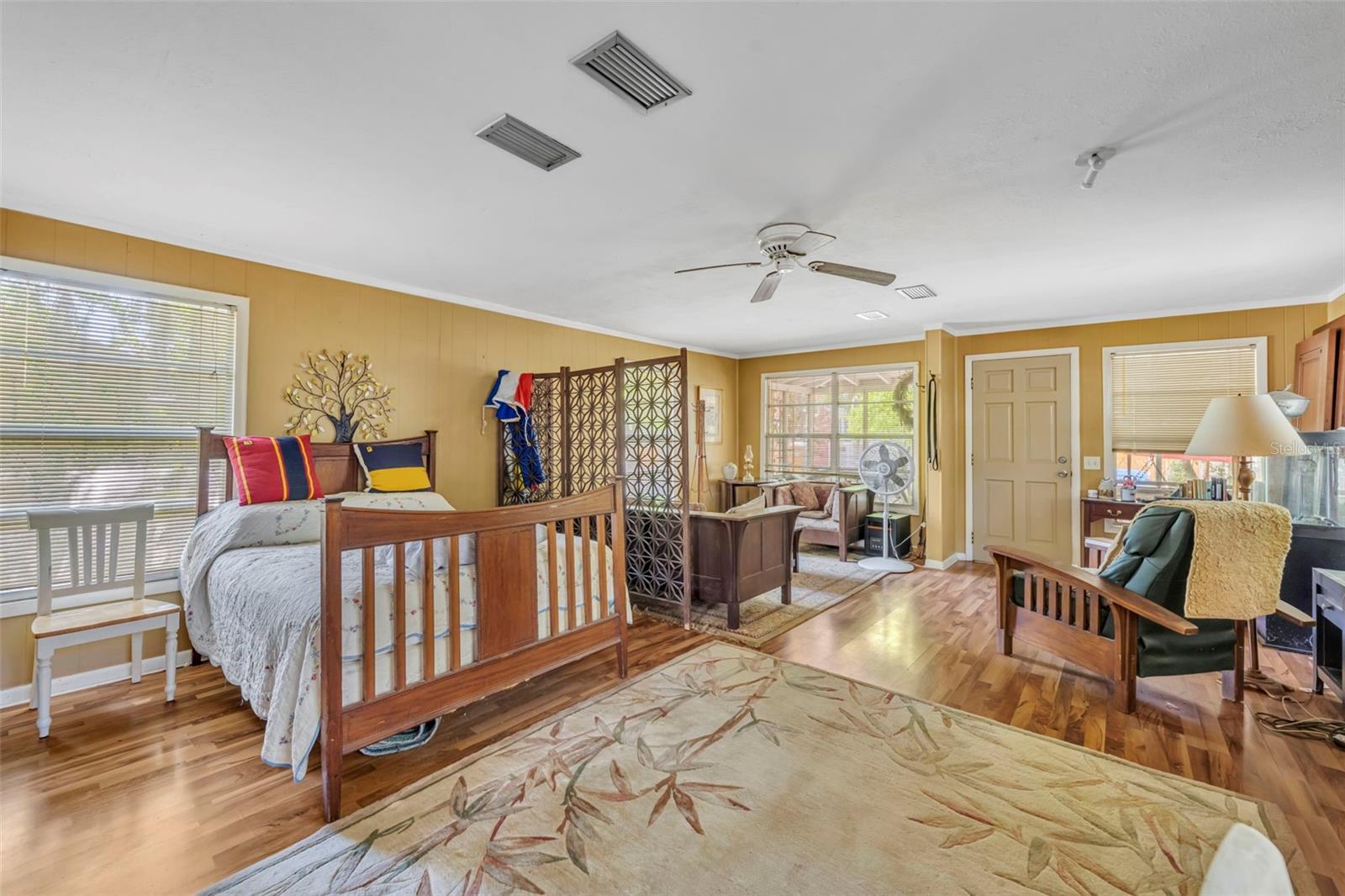 Image 12 of 53 For 140 Johns Street