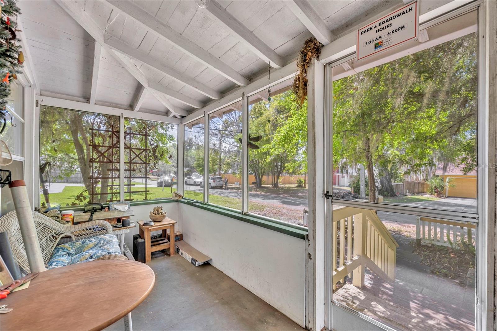 Image 8 of 53 For 140 Johns Street