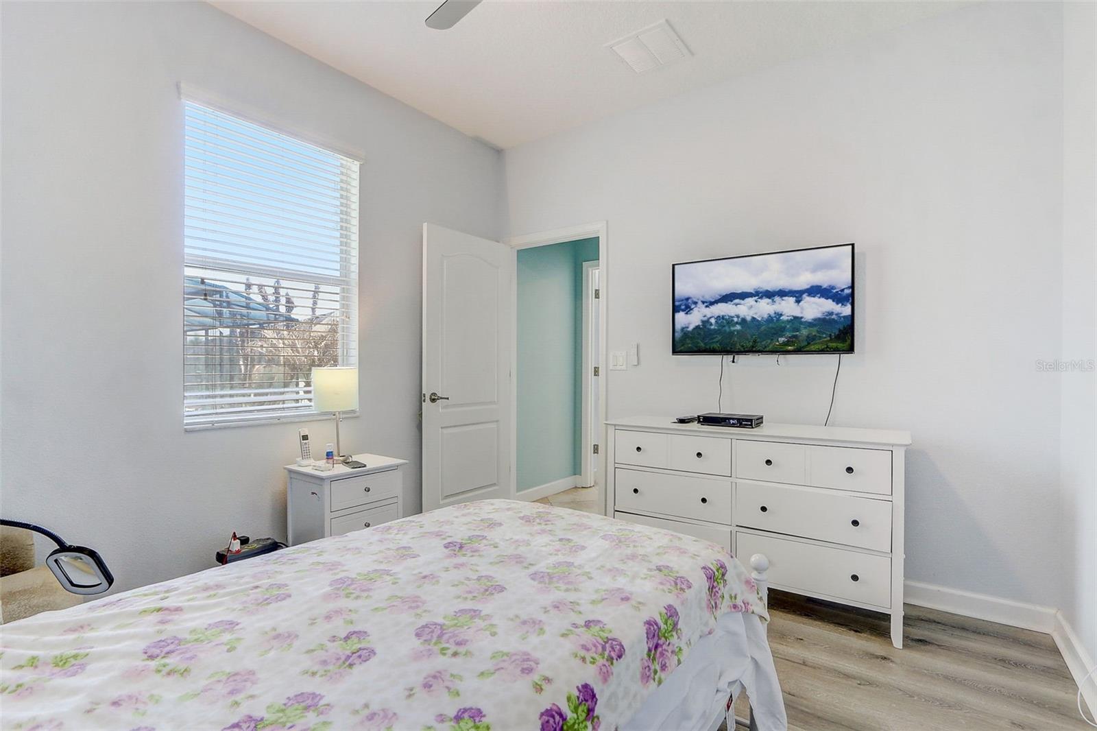 Image 21 of 43 For 2888 Sandy Cay