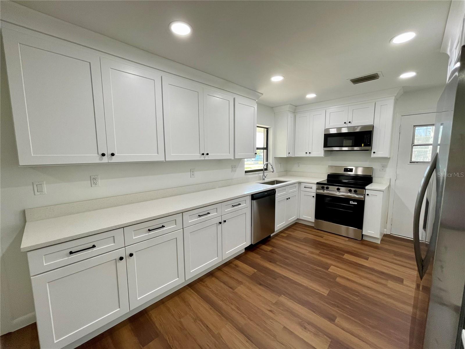 Image 10 of 23 For 1808 Settle Street