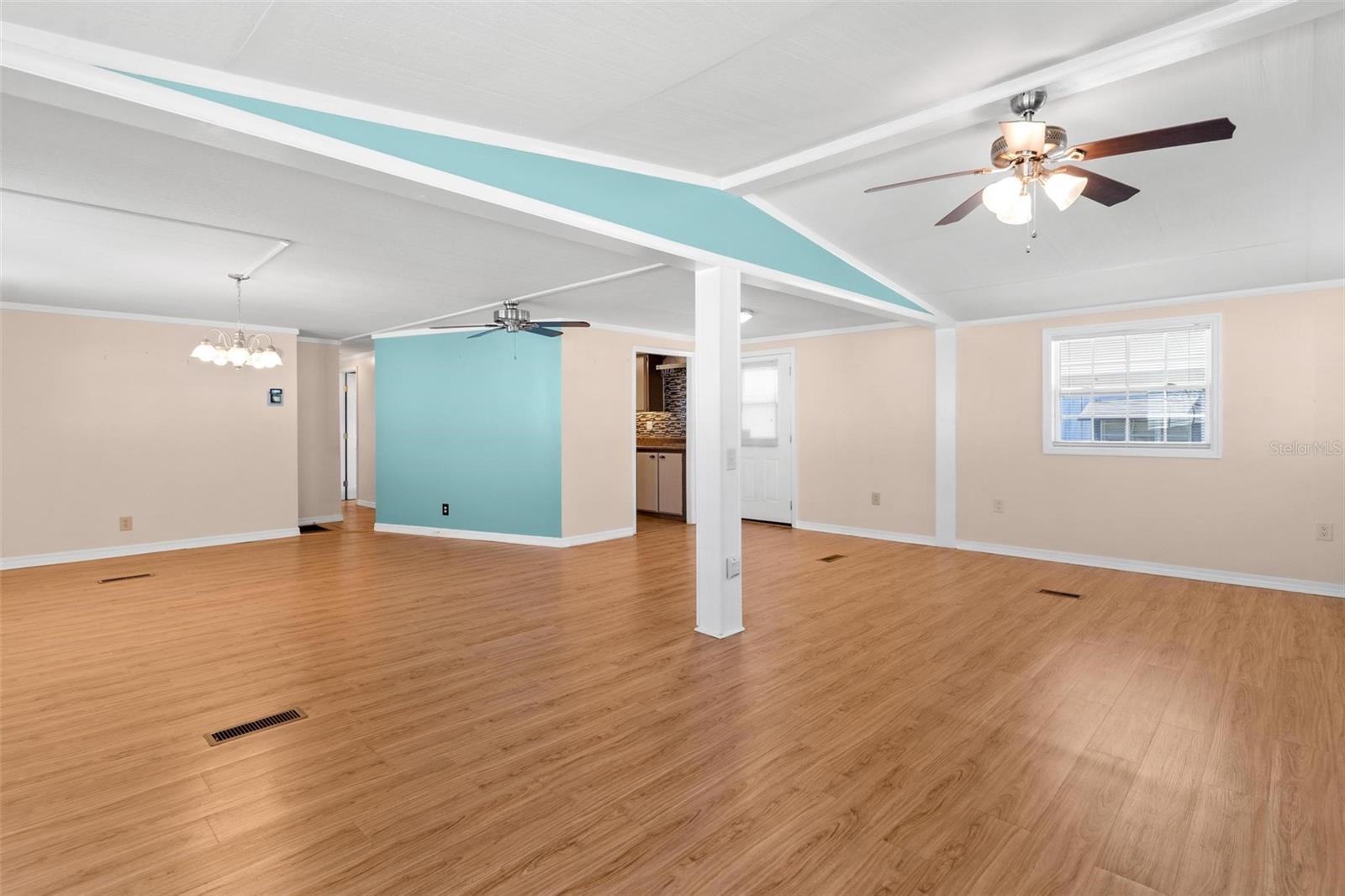 Image 14 of 45 For 2621 Carpenter Place