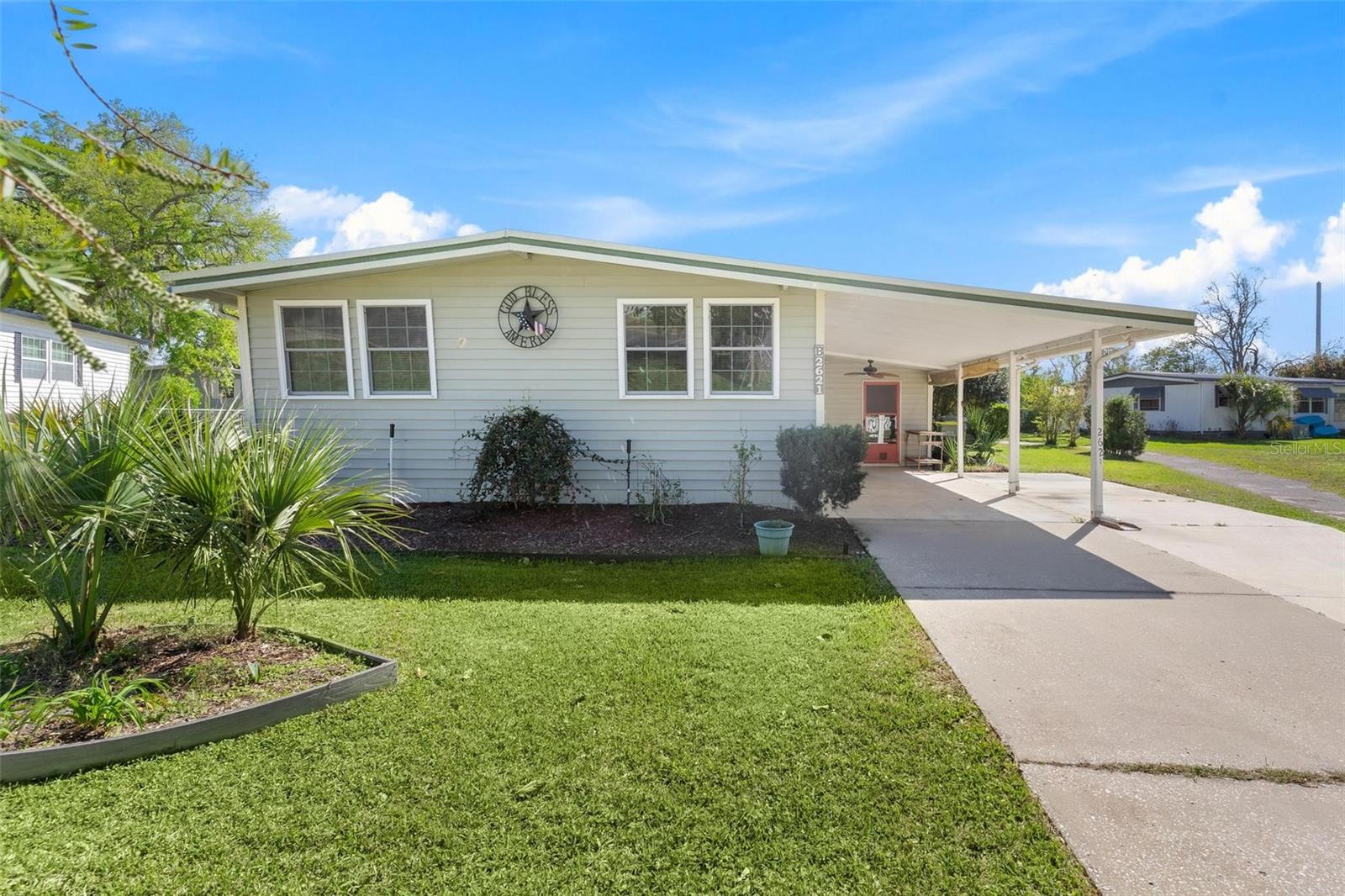 Image 2 of 45 For 2621 Carpenter Place