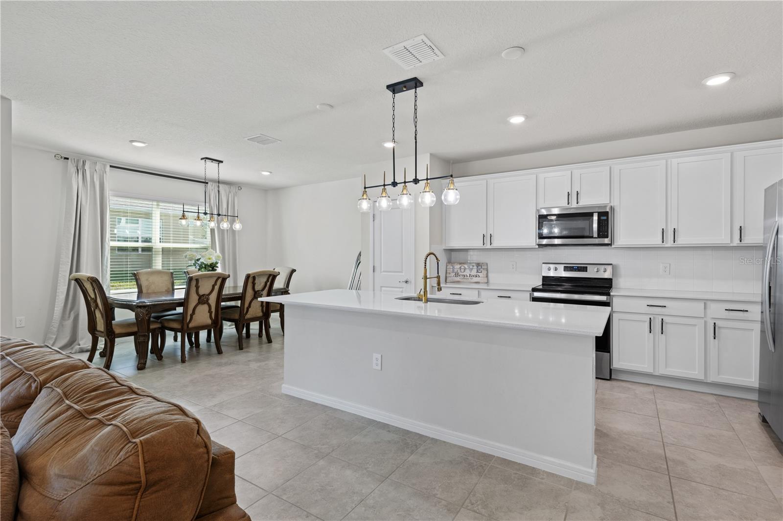 Image 10 of 38 For 1667 Delightful Drive