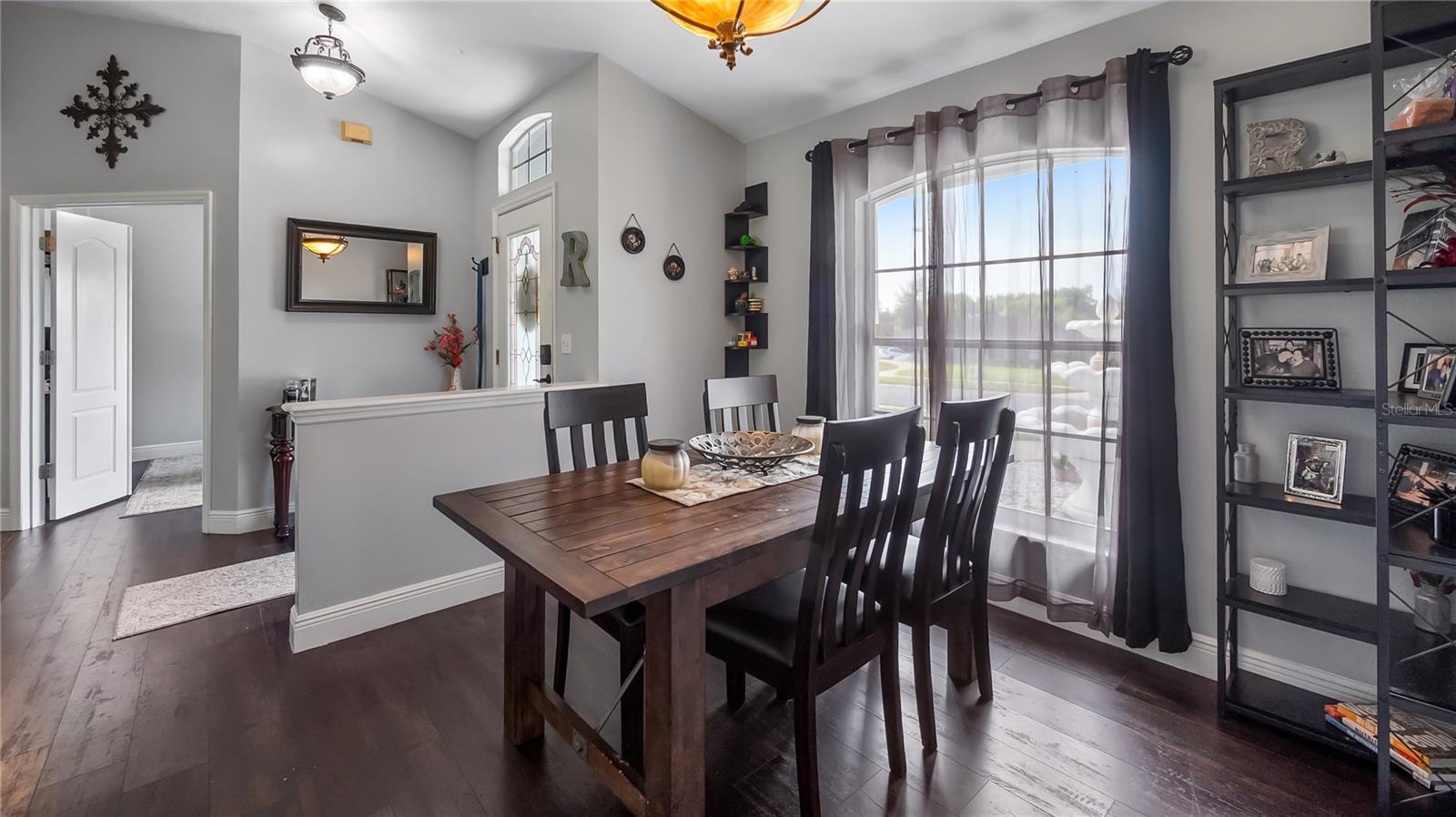 Image 10 of 41 For 8925 Pebble Beach Place