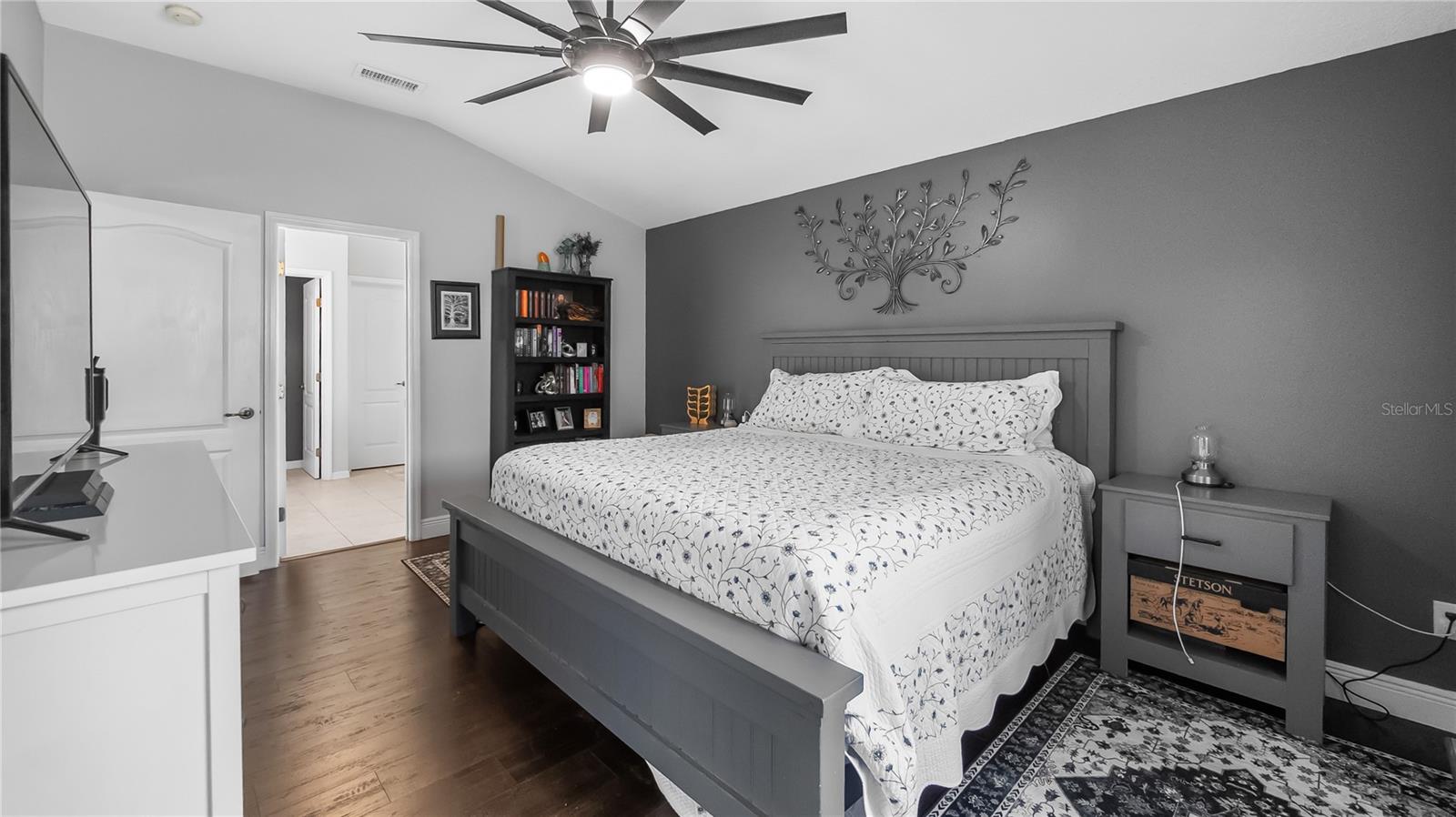 Image 20 of 41 For 8925 Pebble Beach Place