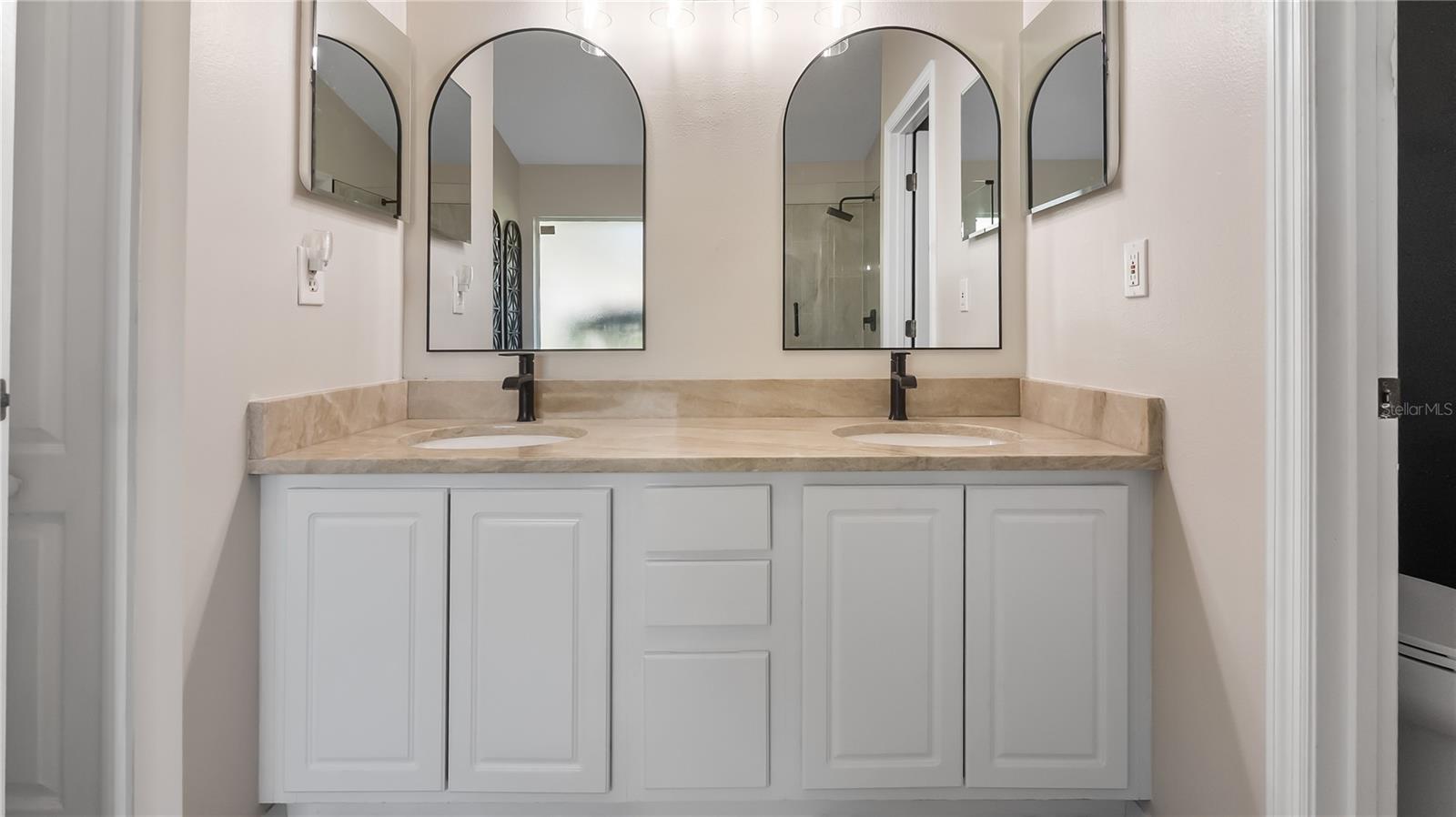 Image 23 of 41 For 8925 Pebble Beach Place