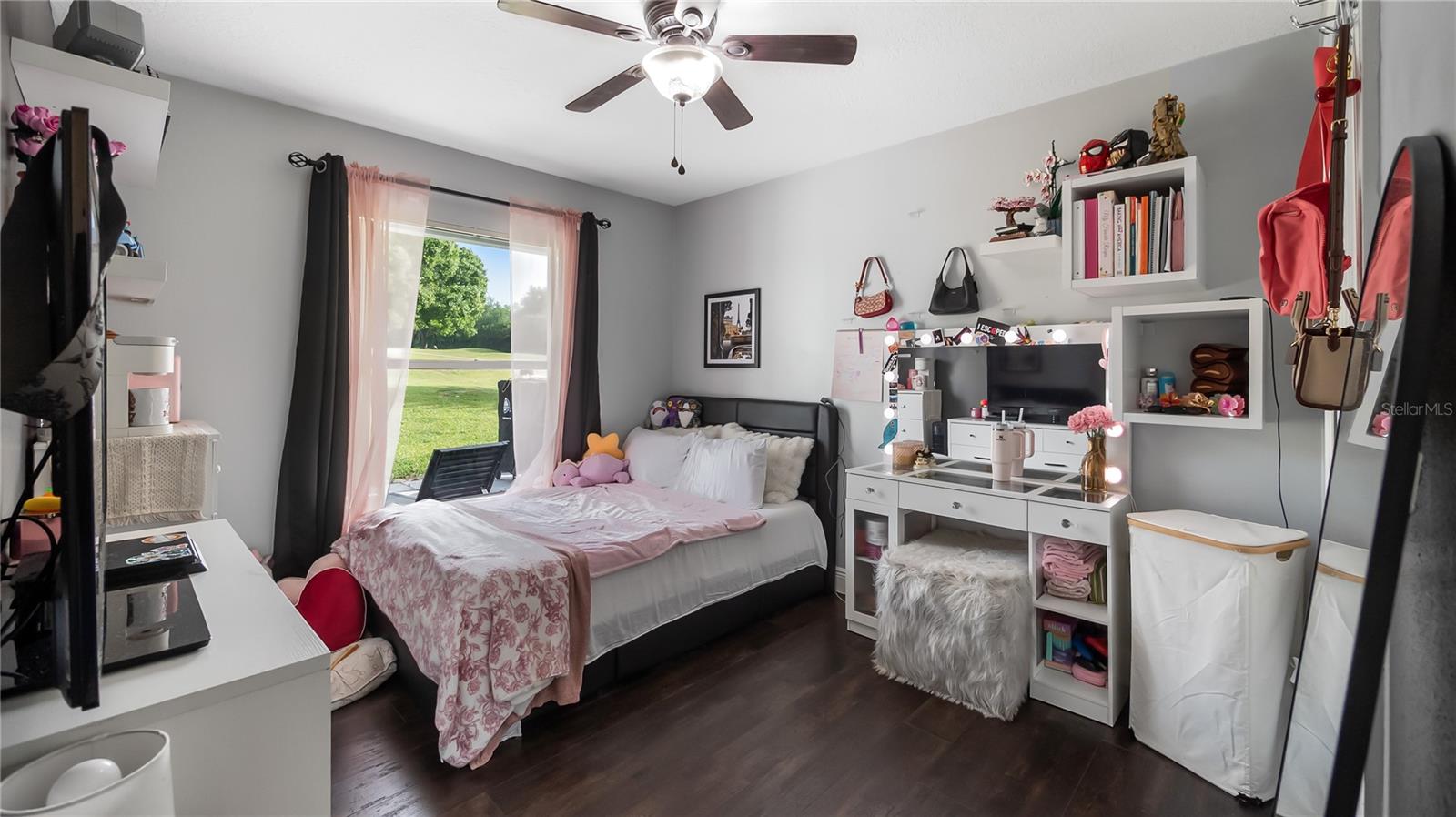 Image 25 of 41 For 8925 Pebble Beach Place