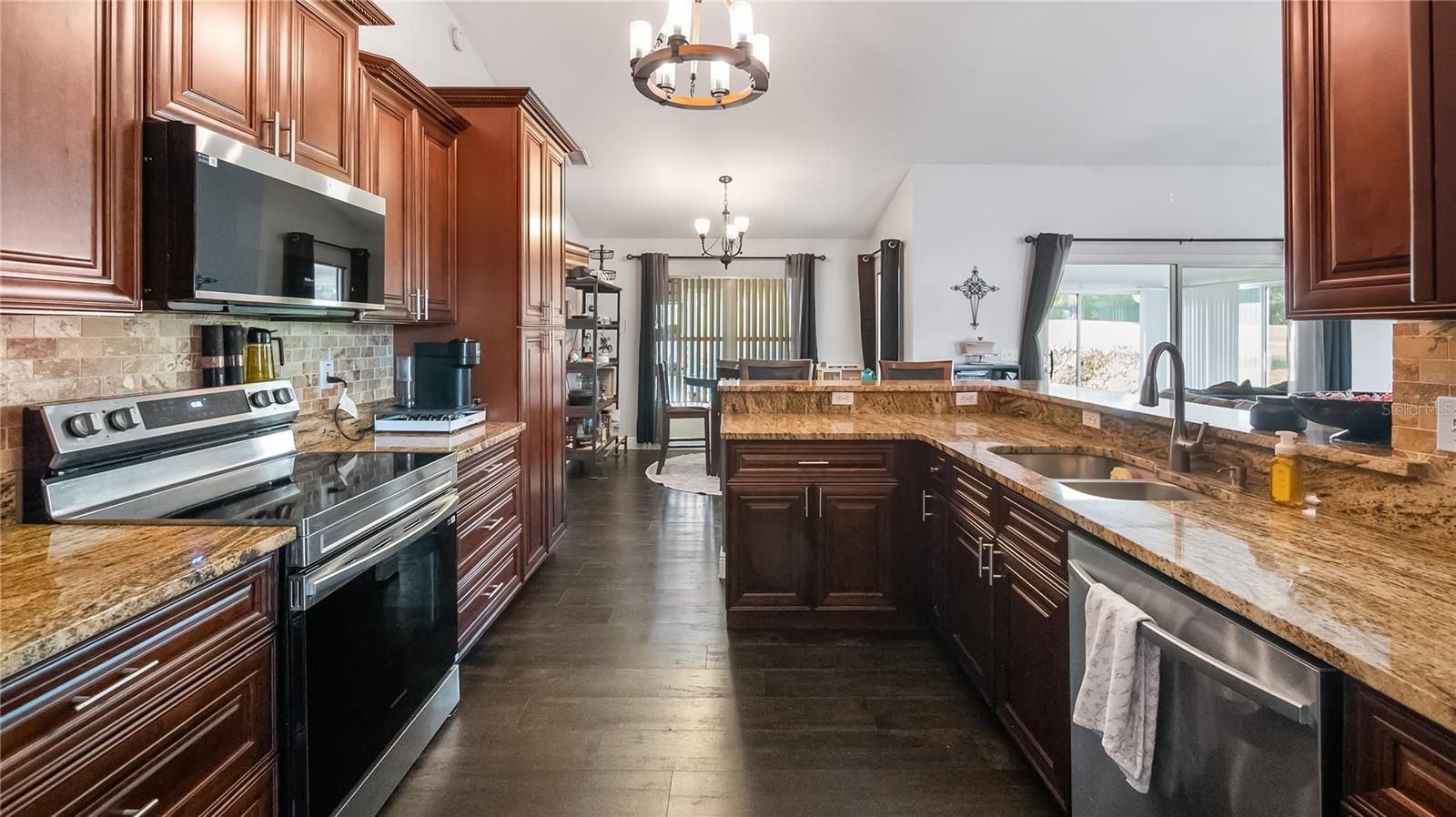 Image 4 of 41 For 8925 Pebble Beach Place