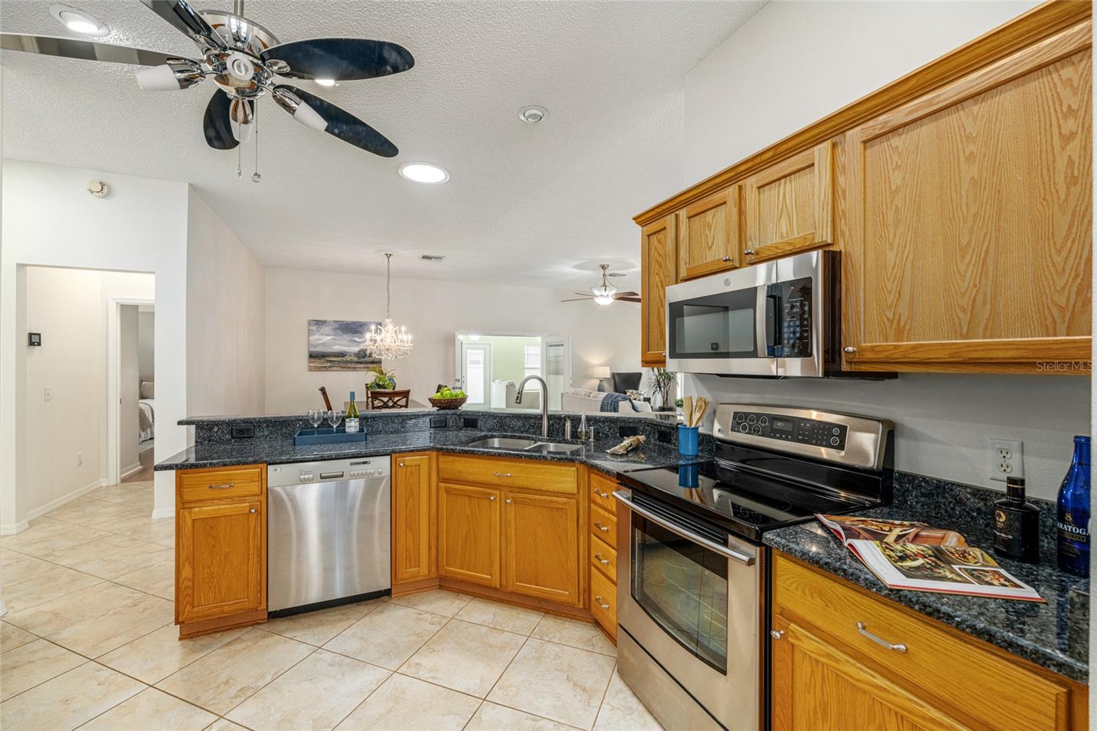 Image 16 of 38 For 17984 89th Rothway Court