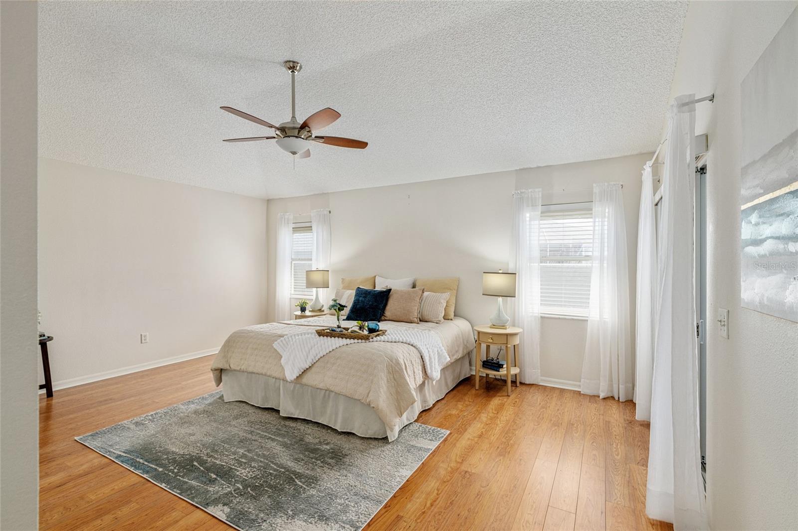 Image 17 of 38 For 17984 89th Rothway Court