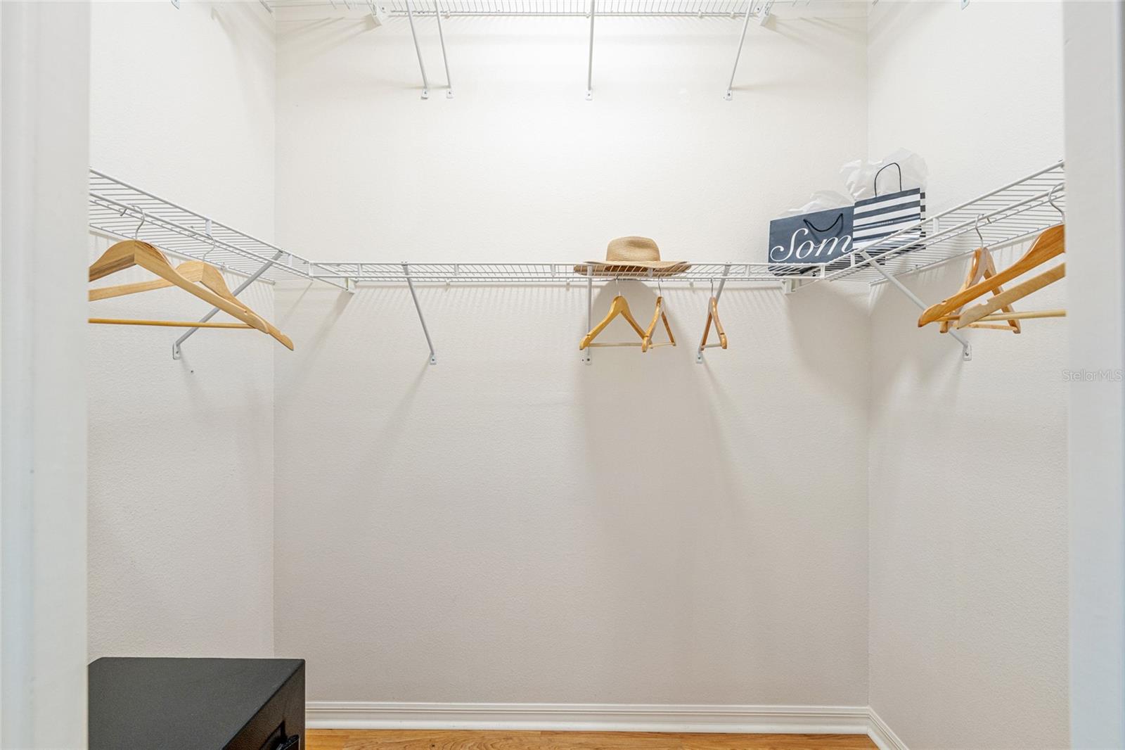 Image 23 of 38 For 17984 89th Rothway Court