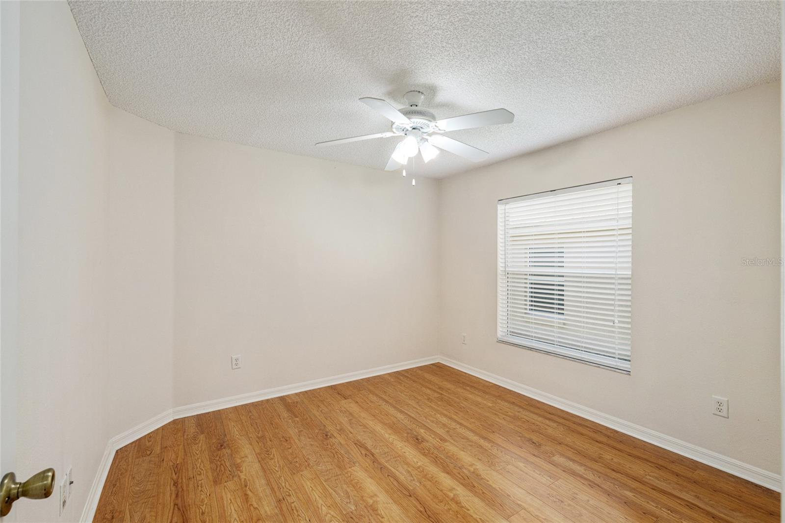 Image 26 of 38 For 17984 89th Rothway Court