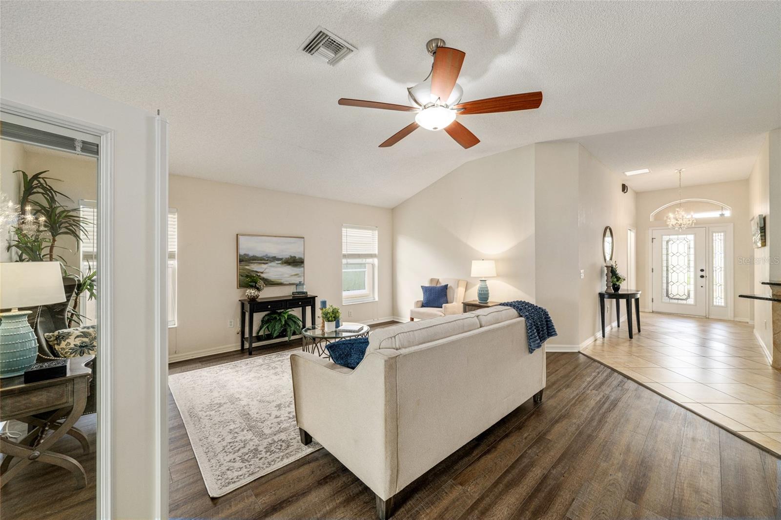 Image 5 of 38 For 17984 89th Rothway Court