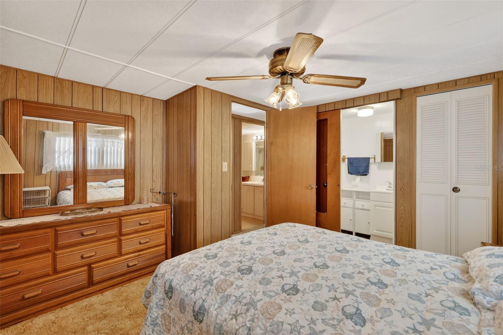 Image 17 of 30 For 31701 Kelly Circle