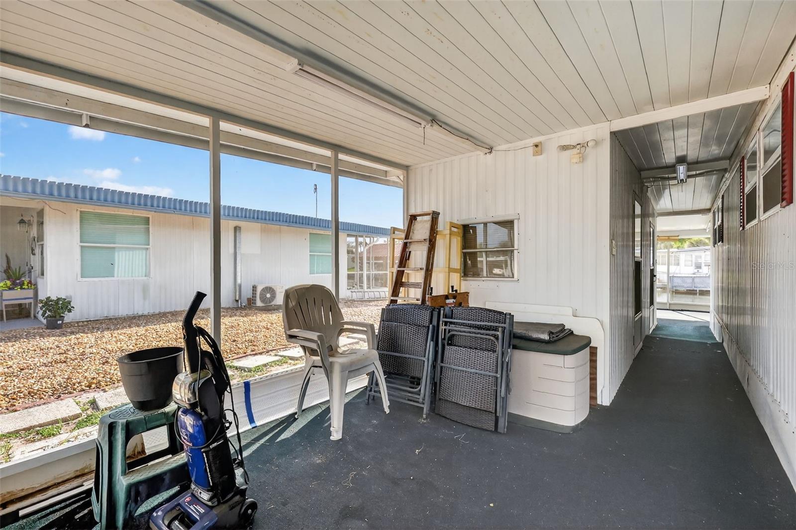 Image 24 of 30 For 31701 Kelly Circle