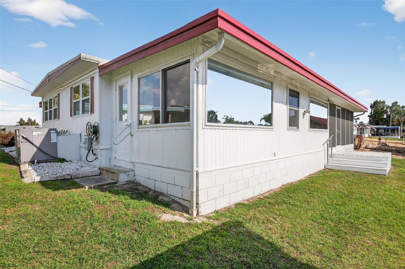 Image 28 of 30 For 31701 Kelly Circle