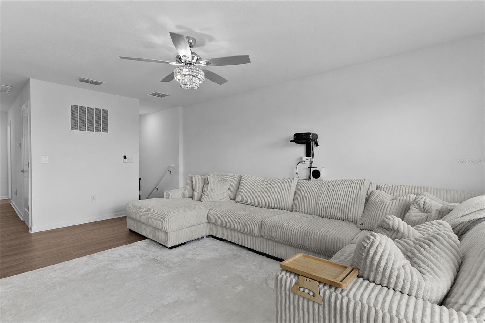 Image 20 of 43 For 2141 Treasure Hill Street