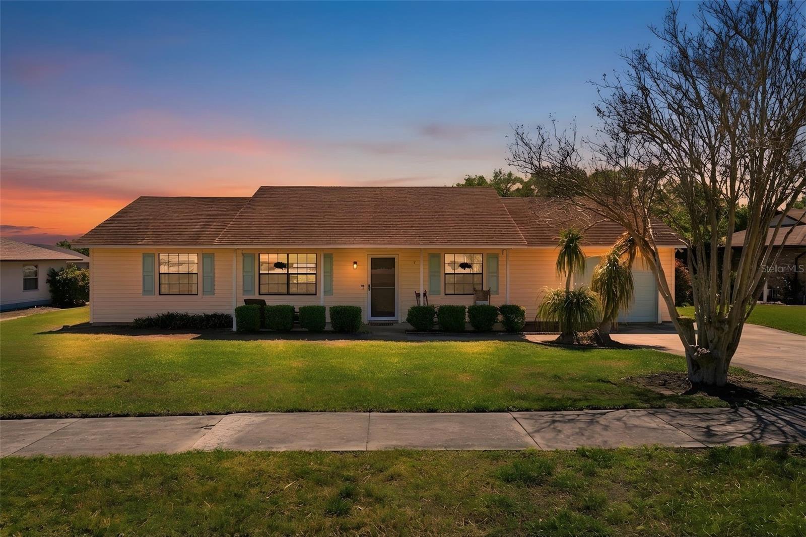 Details for 12624 Glen Abbey, GRAND ISLAND, FL 32735