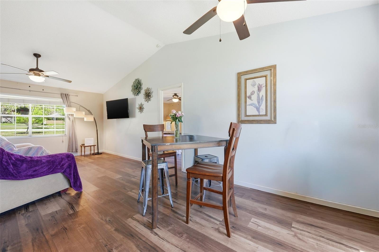 Image 11 of 47 For 12624 Glen Abbey